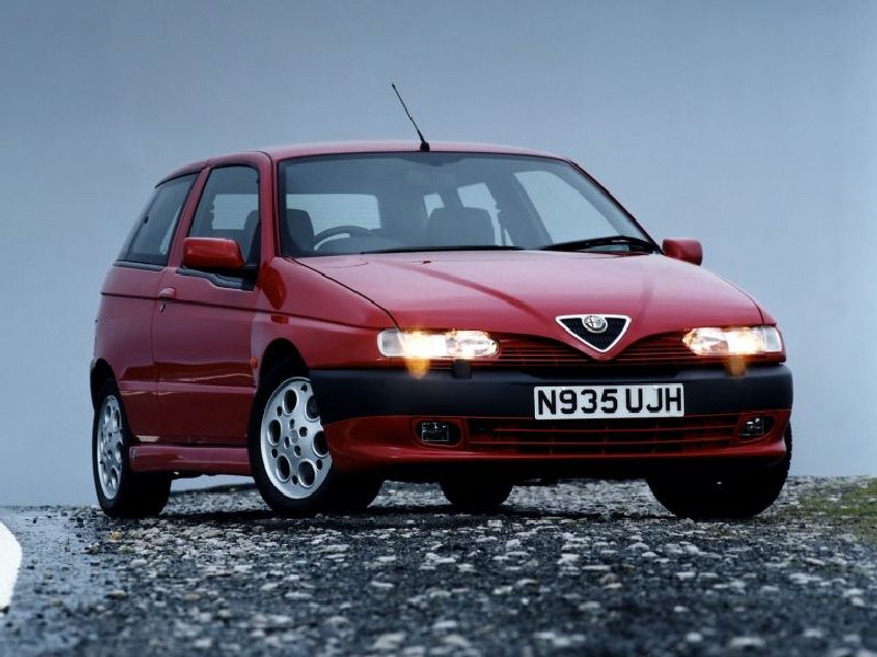 Alfa Romeo 145 (930, facelift 1999)