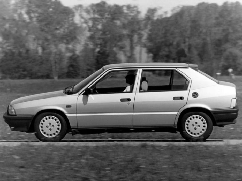 Alfa Romeo 33 Sport Wagon (905A)