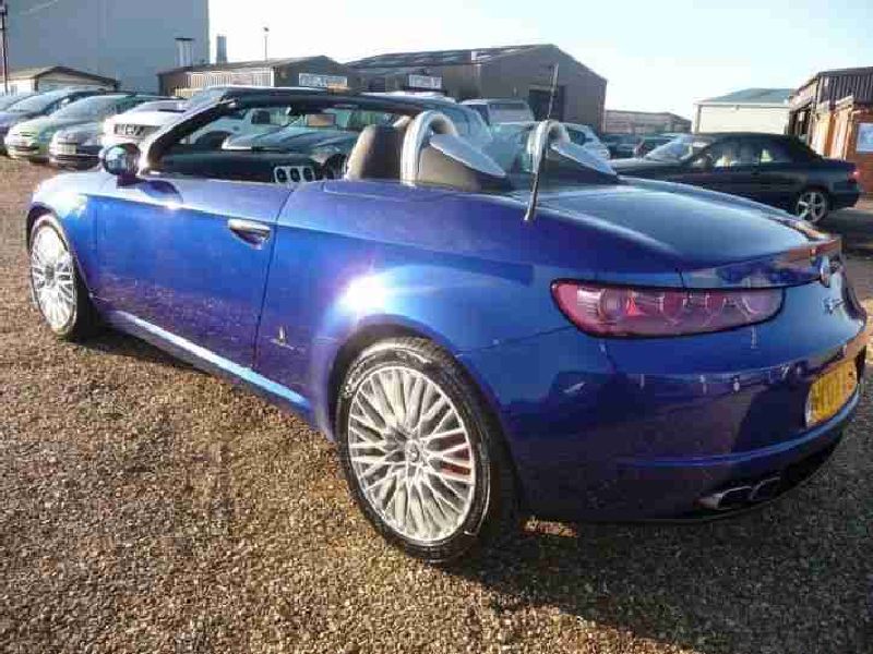 Alfa Romeo Spider (Premium)