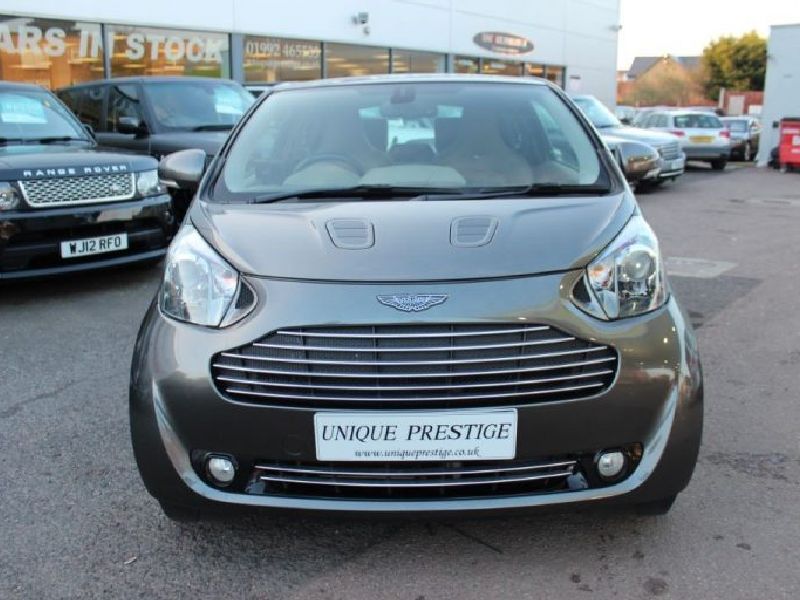 Aston Martin Cygnet V8