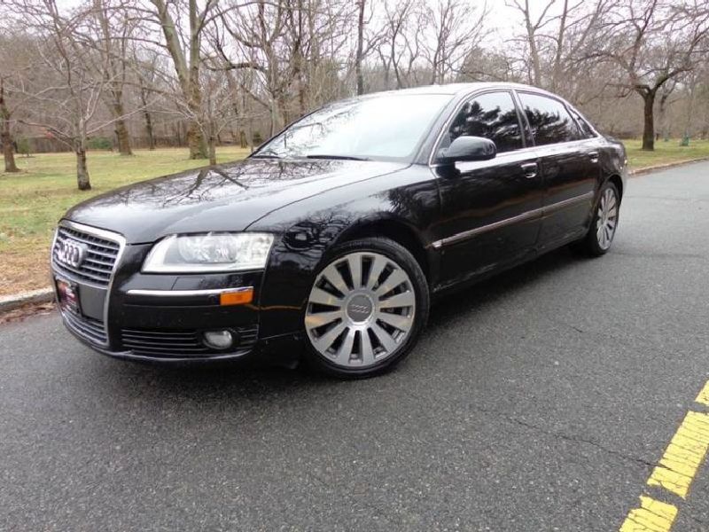 Audi A8 (D3, 4E)