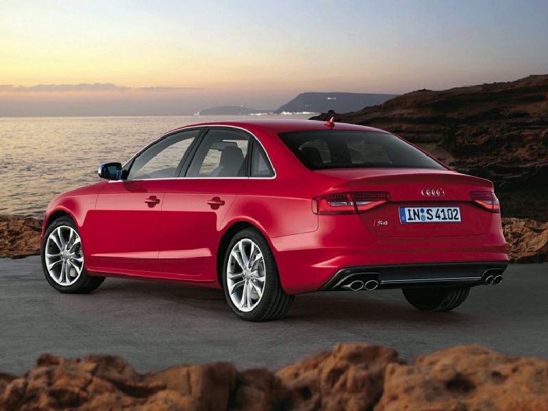 Audi S4 Avant (B9)