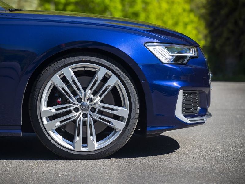 Audi S6 (C8)