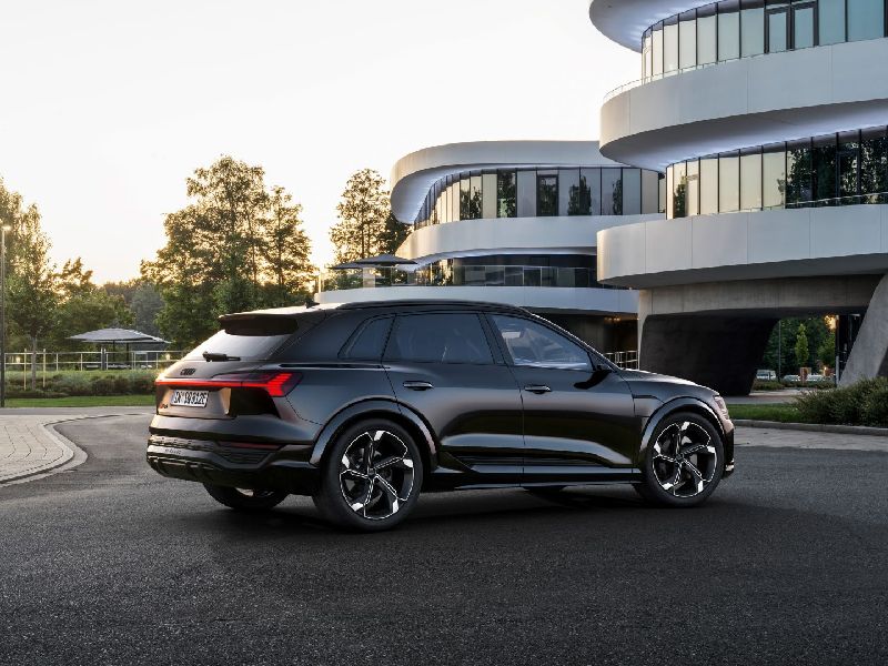 Audi SQ8 e-tron