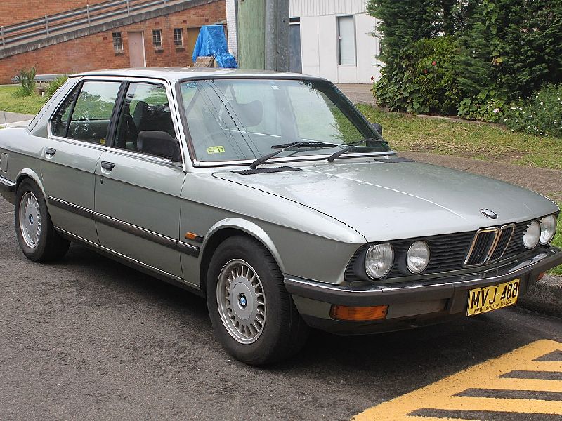 BMW 3 Series Sedan 2-door (E30, facelift 1987)