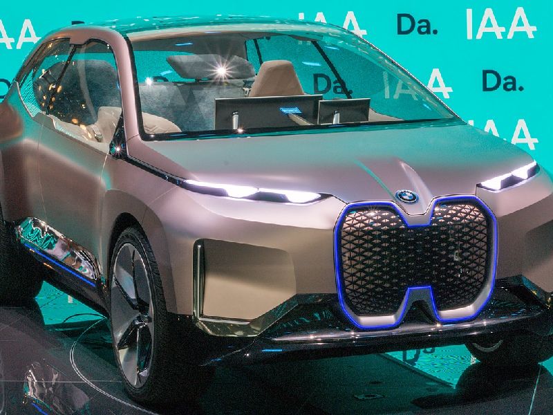 BMW iX