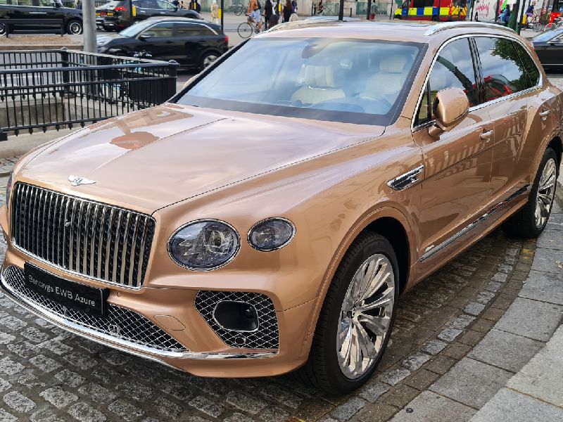 Bentley Bentayga EWB