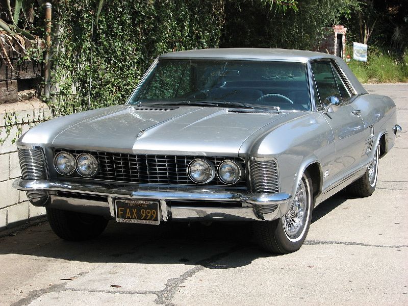 Buick Riviera II