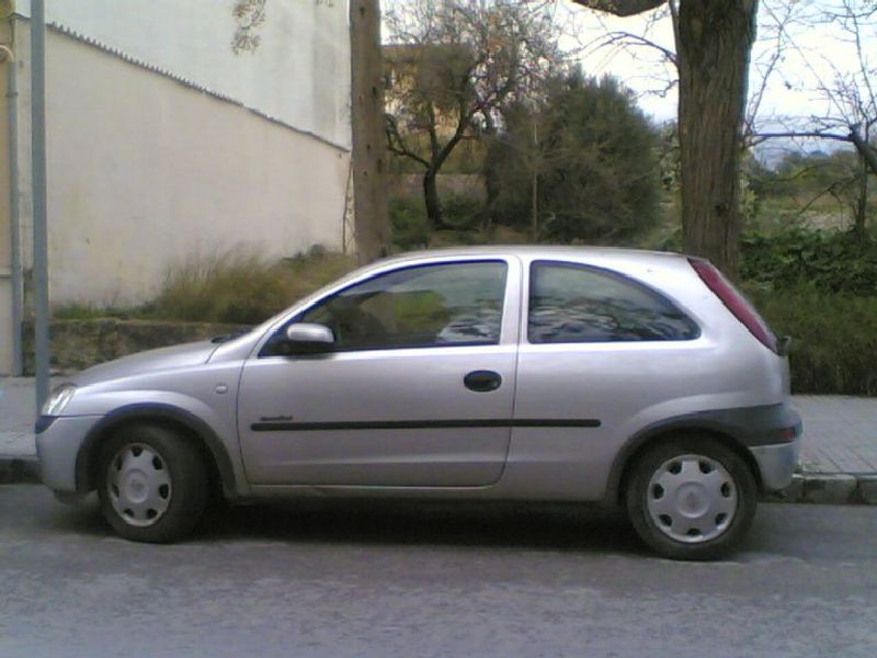 Chevrolet Corsa Hatch (GM 4200)