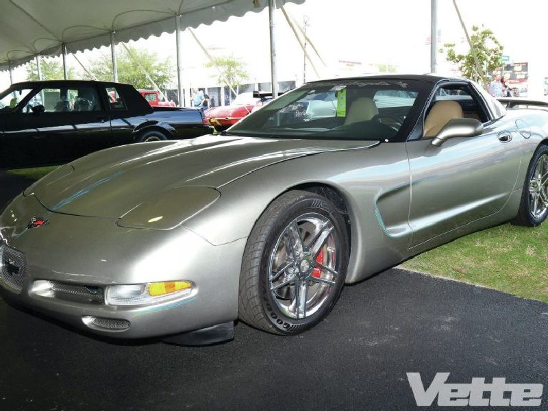 Chevrolet Corvette Hardtop (YY)