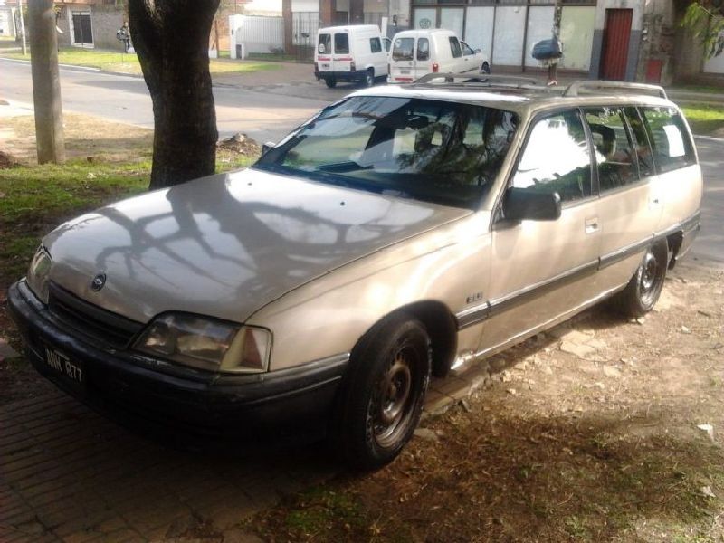 Chevrolet Omega