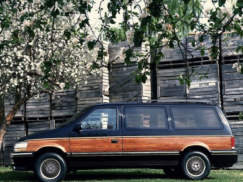 Chrysler Town & Country II
