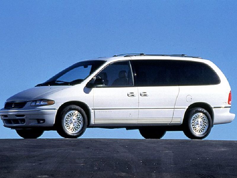 Chrysler Town & Country III
