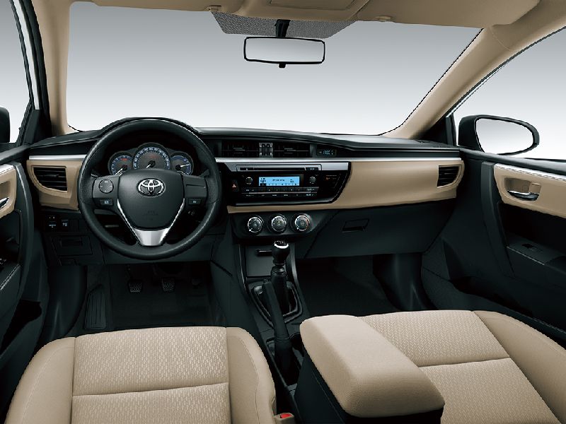 Daihatsu Altis