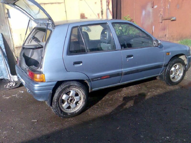 Daihatsu Cuore III (L201)