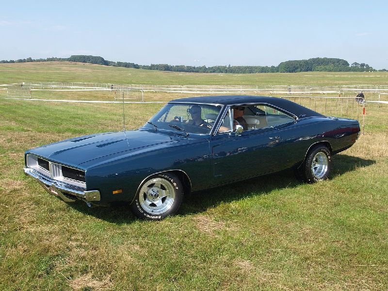 Dodge Charger VI (LX)