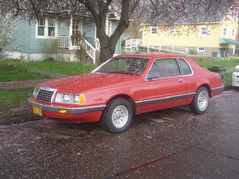 Ford Crown Victoria (P7)