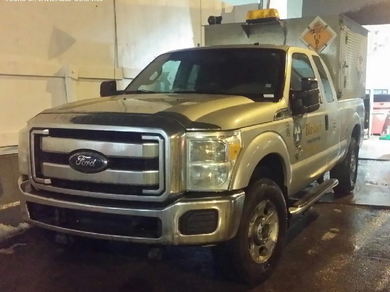 Ford F-350 Super Duty III Super Cab Short box