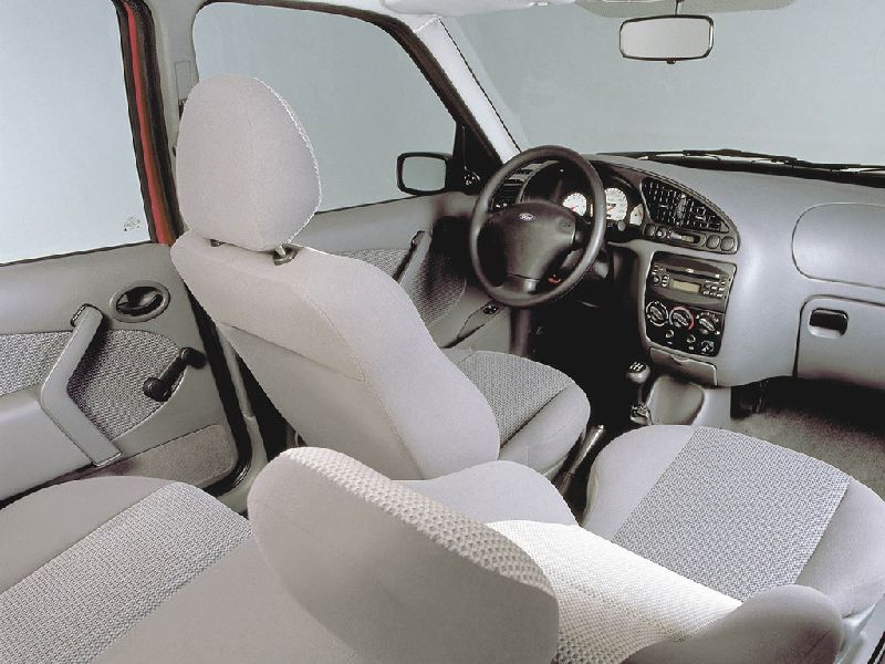 Ford Fiesta IV (Mk4, 5 door)