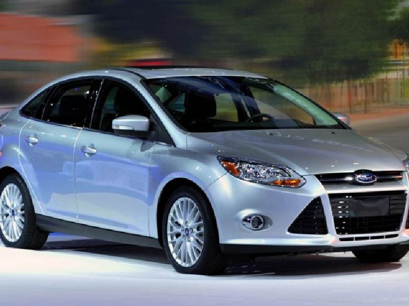 Ford Focus III Sedan (facelift 2014)