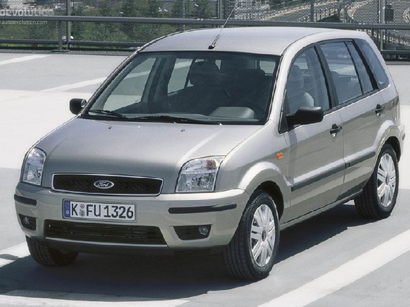 Ford Fusion I