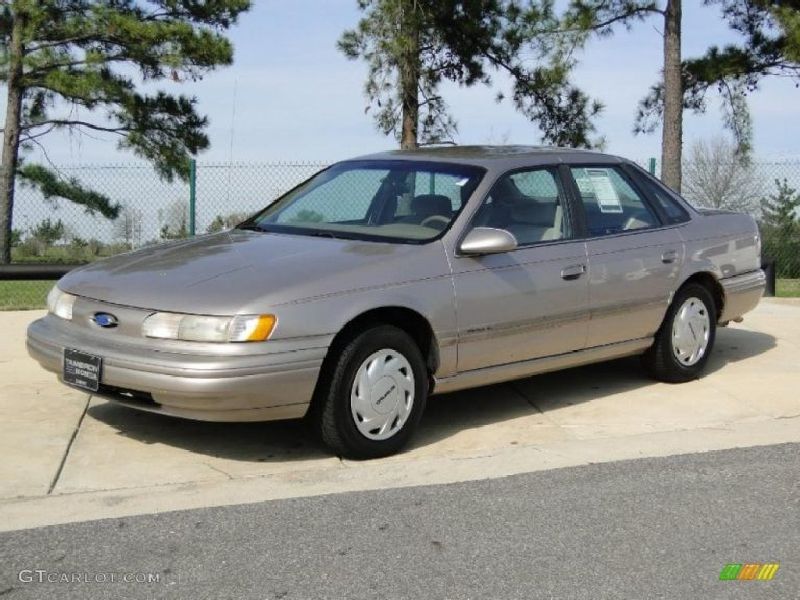 Ford Taurus II Station Wagon