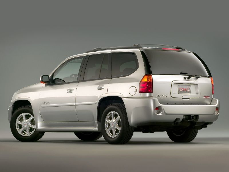GMC Envoy I (GMT330)