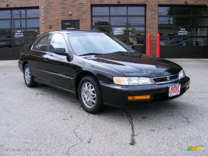 Honda Accord V (CC7)