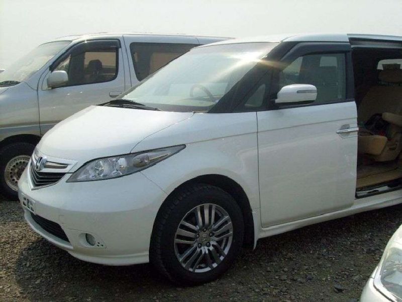 Honda Elysion I