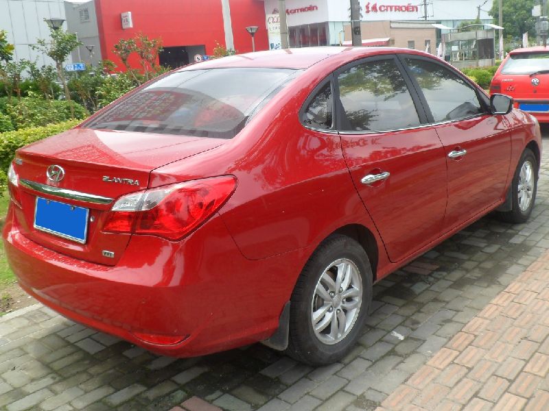 Hyundai Elantra V (facelift 2013)