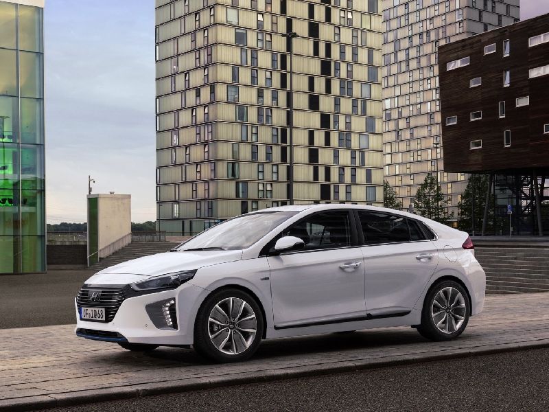 Hyundai Solaris II Sedan