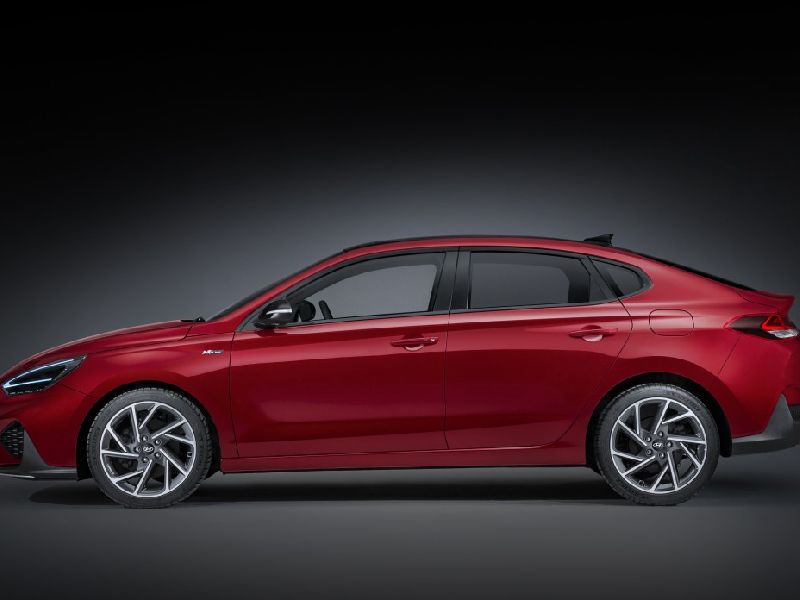 Hyundai i30 III Fastback