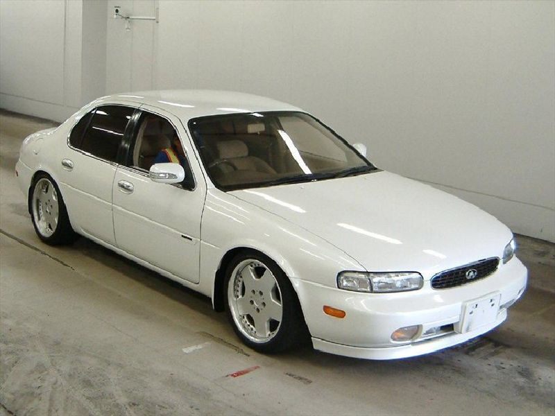 Infiniti J30