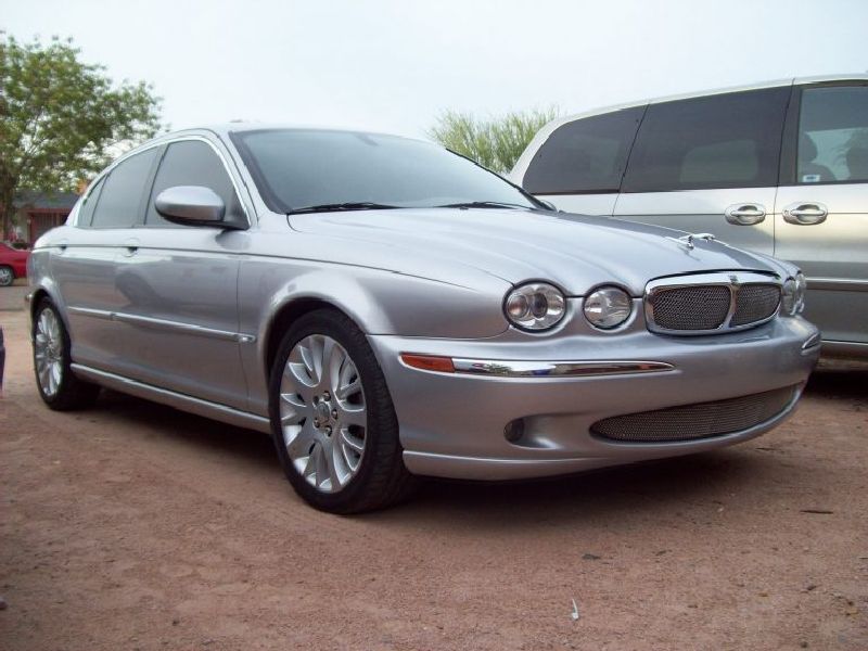 Jaguar X-type (X400)