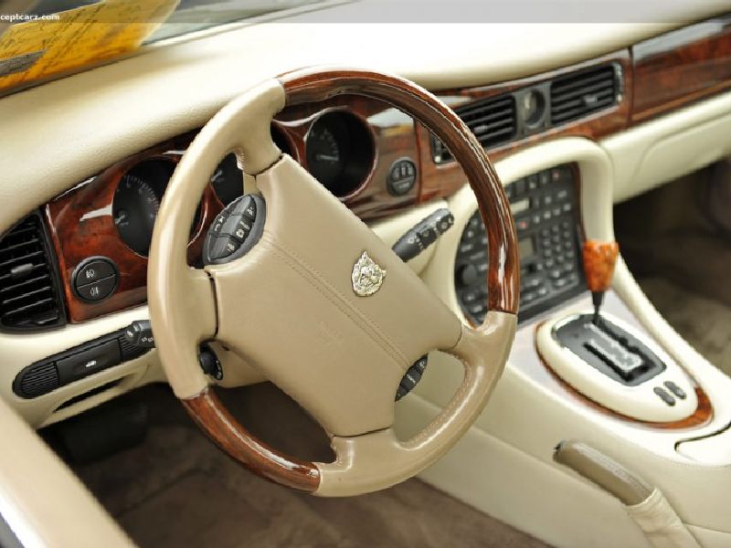 Jaguar XJ (X308/NAW/NAB)
