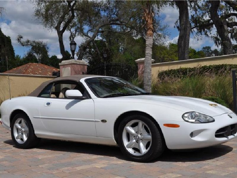 Jaguar XK 8 Convertible (QDV)