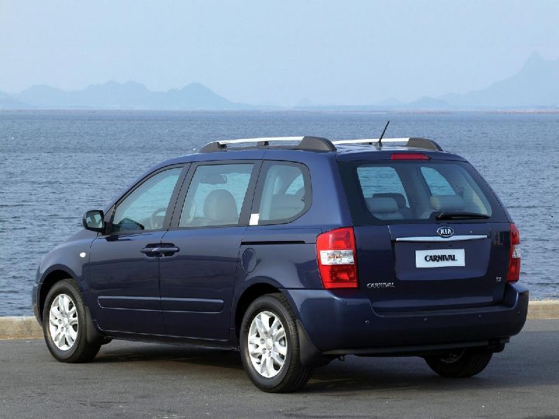 Kia Carnival I (UP/GQ, facelift 2001)