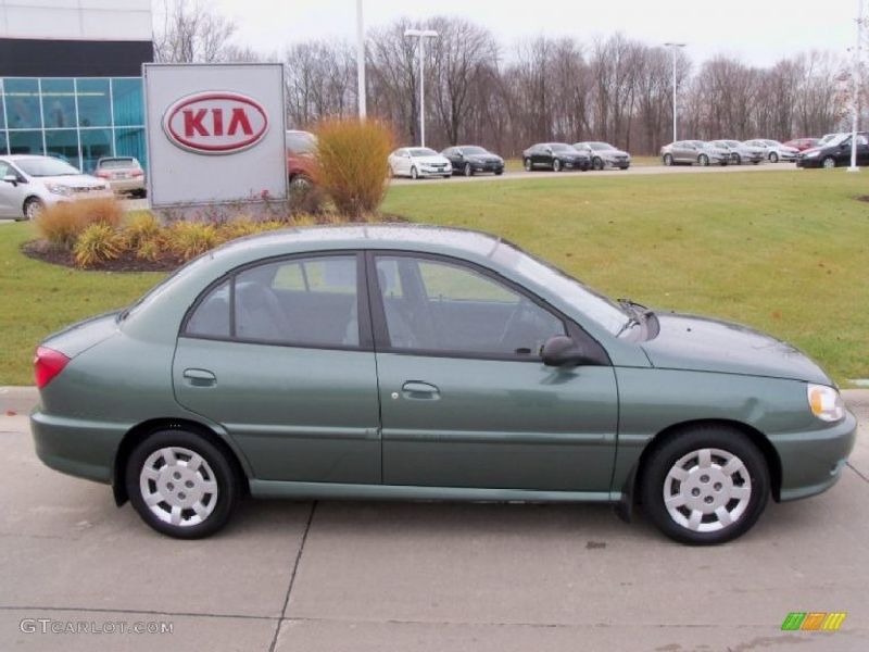 Kia Rio I Sedan (DC, facelift 2002)
