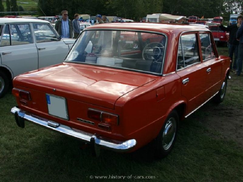 Lada 21011