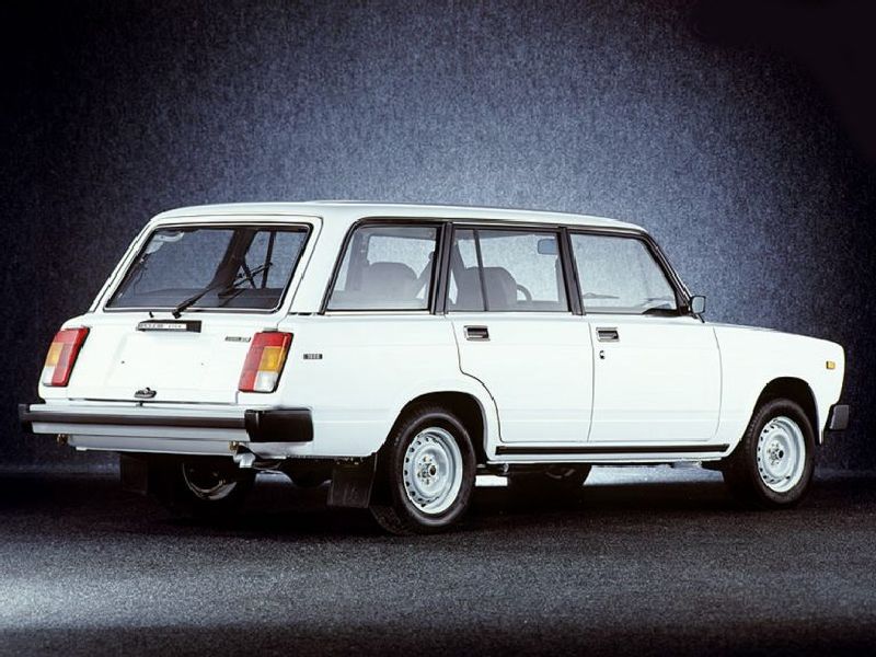 Lada 21043