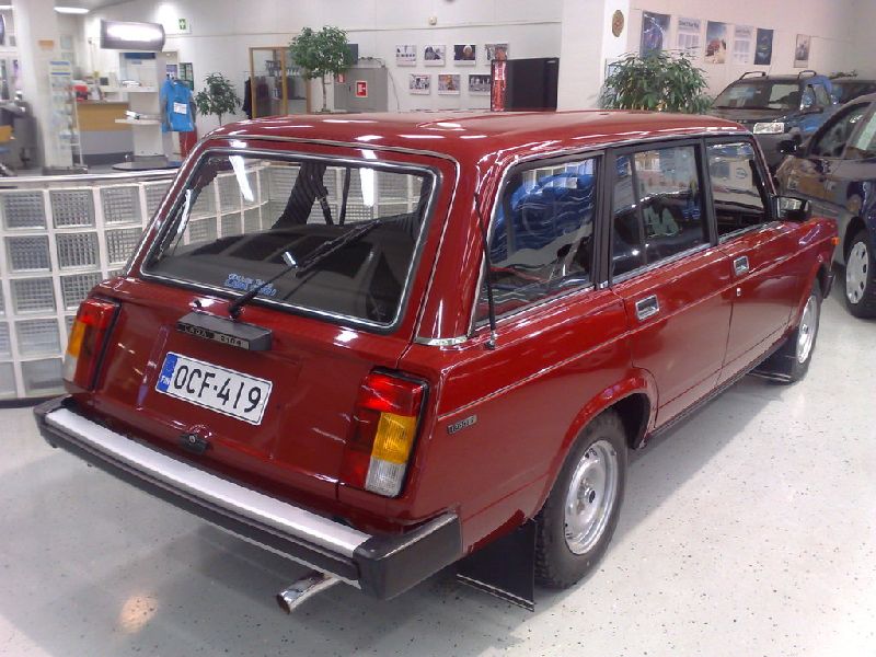 Lada 21047