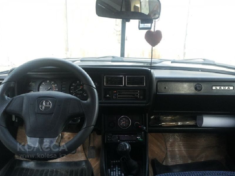 Lada 21072