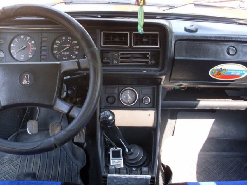Lada 21079