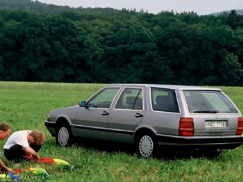 Lancia Thema Station Wagon (834)