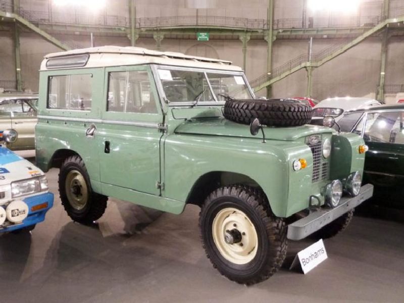 Land Rover Series IIA