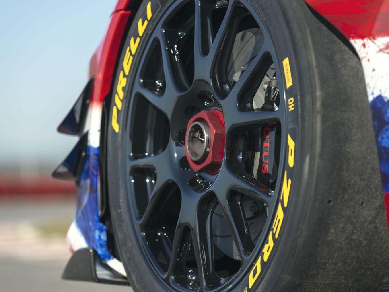 Lotus Evora GT4