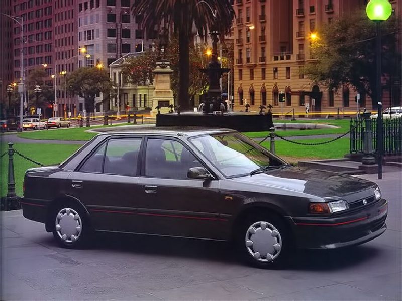 Mazda 323 C IV (BG)