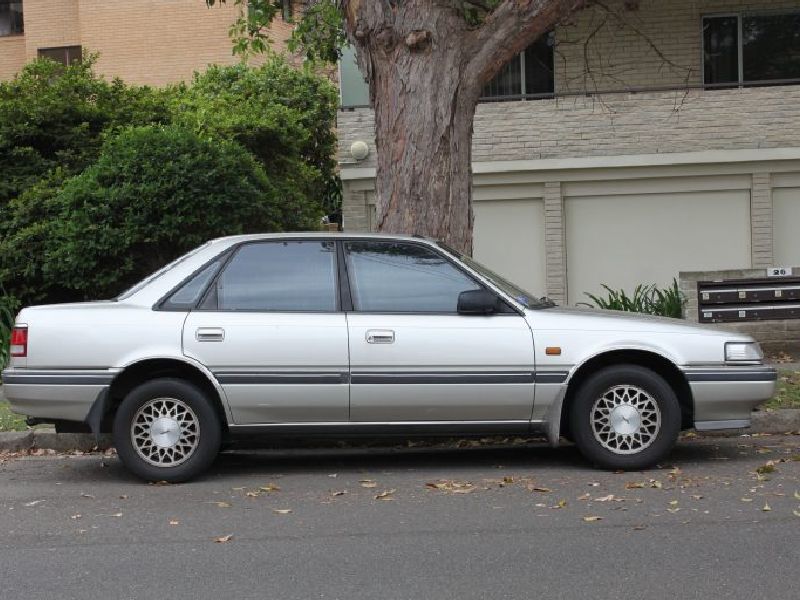 Mazda Cronos (GE8P)