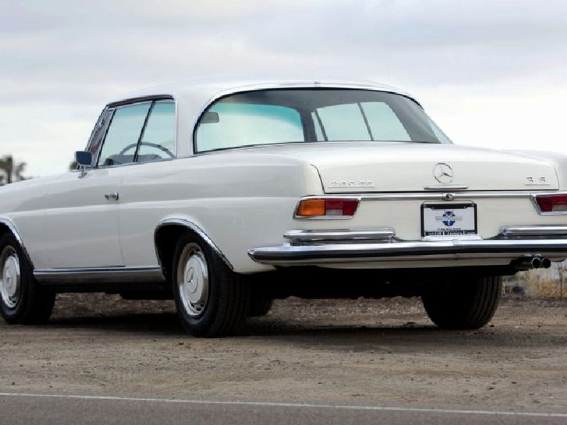 Mercedes-Benz /8 Coupe (W114)