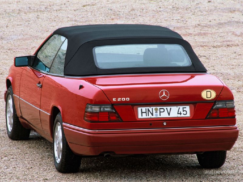 Mercedes-Benz A124